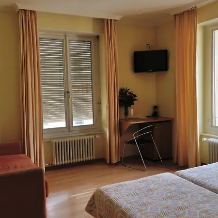 Moderne Hotel 3*