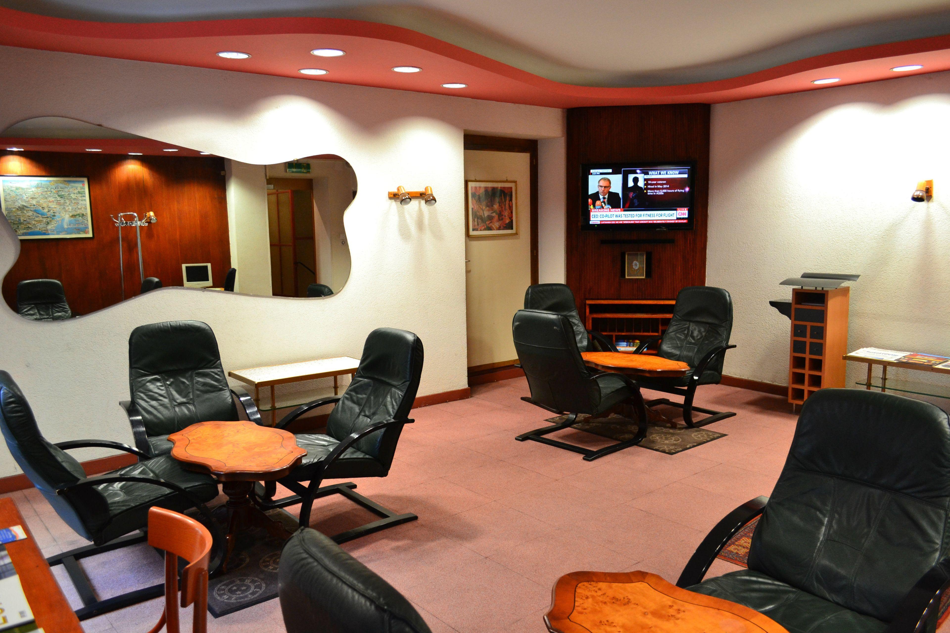 Moderne Hotel 3*